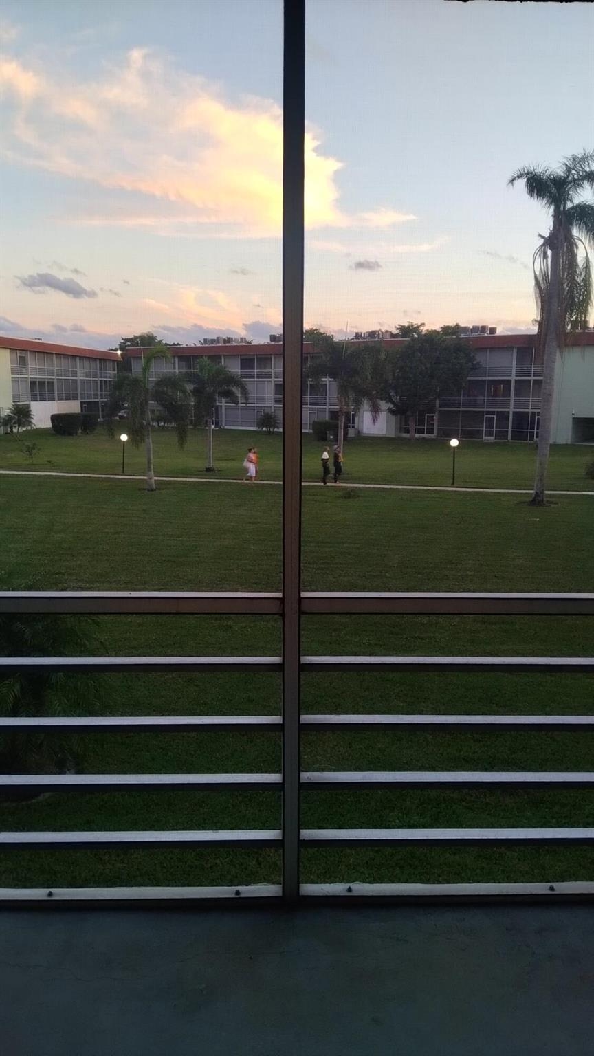 REGAL PALMS MAYFAIR CONDO - Residential