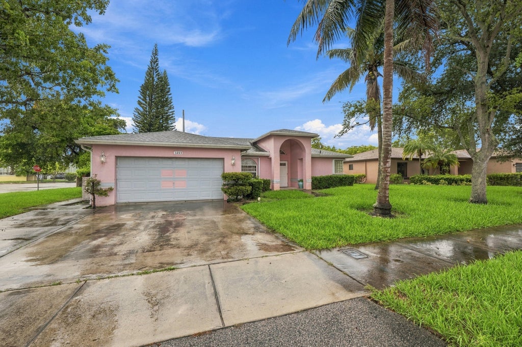 Photo of 3243 NW 43RD Place, Oakland Park, FL 33309 (MLS # B26076005)
