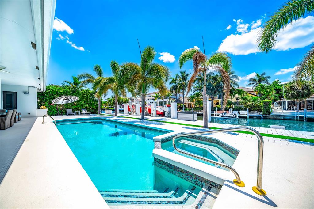 TROPIC ISLE 2ND SEC - Residential