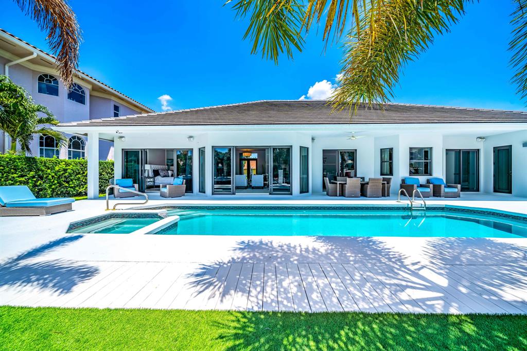 TROPIC ISLE 2ND SEC - Residential