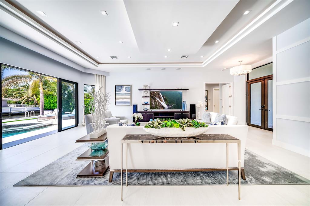 TROPIC ISLE 2ND SEC - Residential