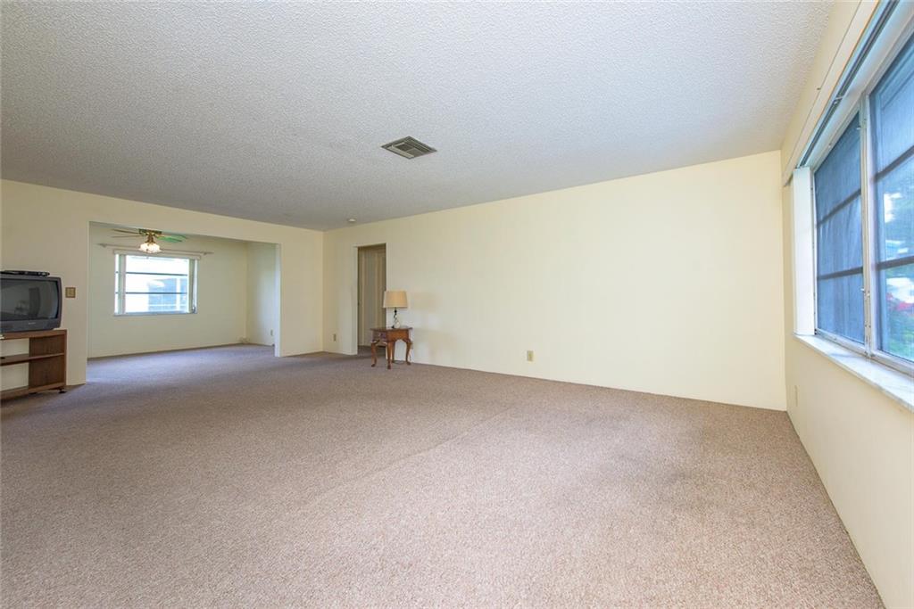 Lauderdale West 3 Sec 83- - Residential