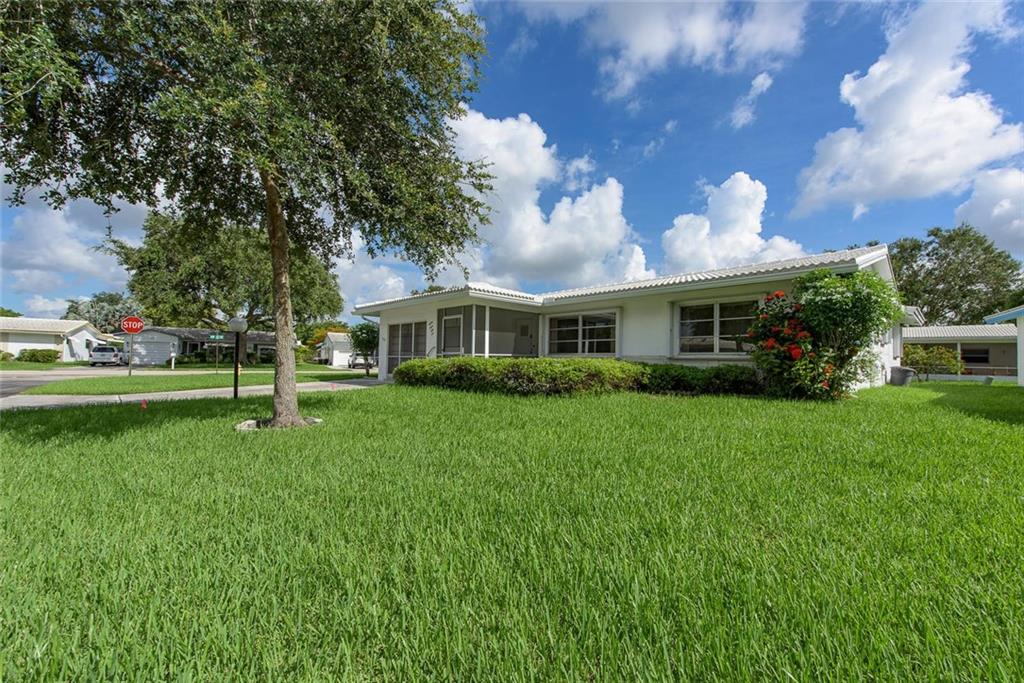 Lauderdale West 3 Sec 83- - Residential