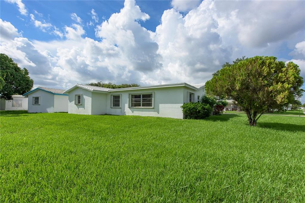 Lauderdale West 3 Sec 83- - Residential