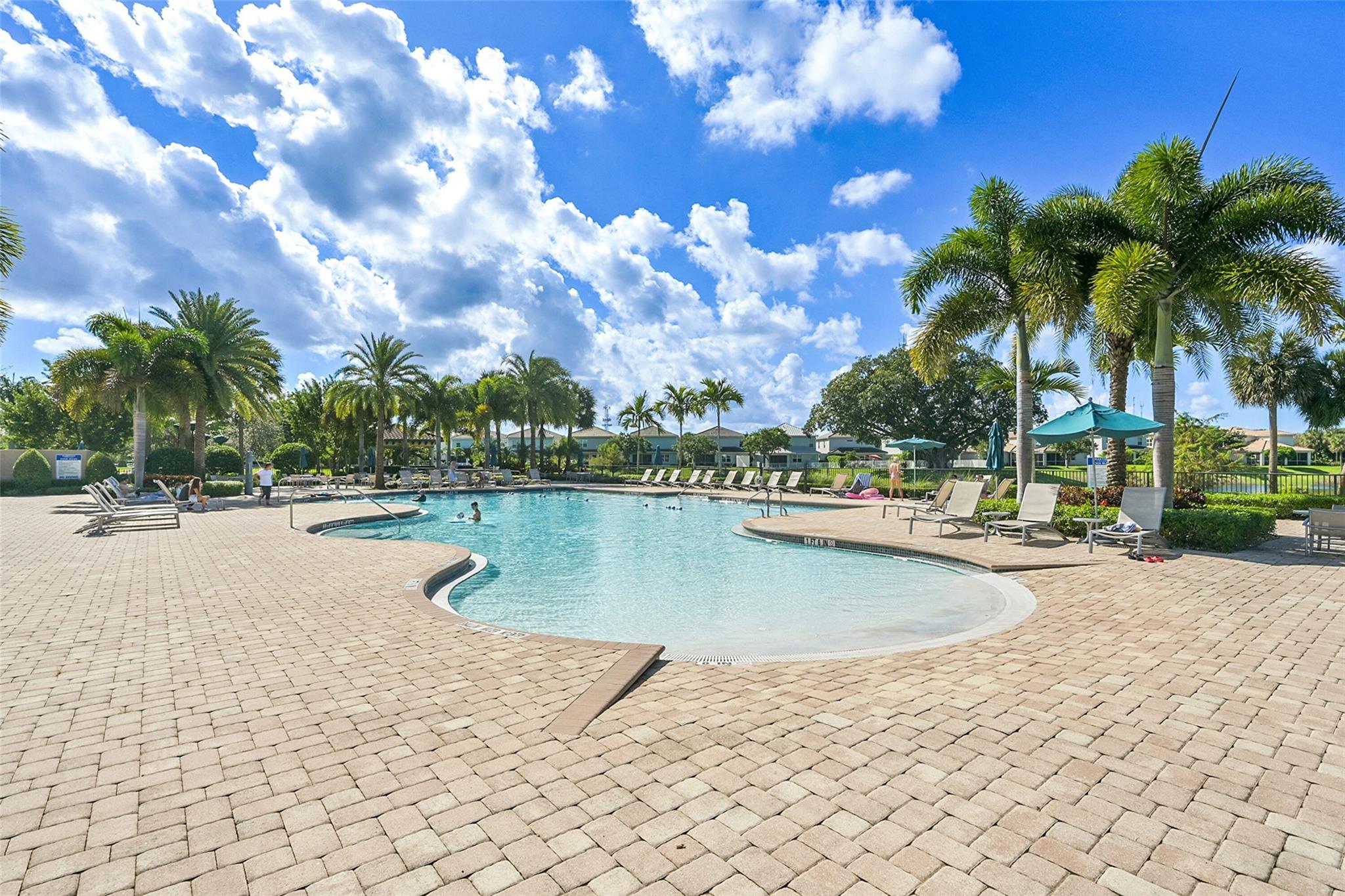 Hillcrest Country Club No - Residential