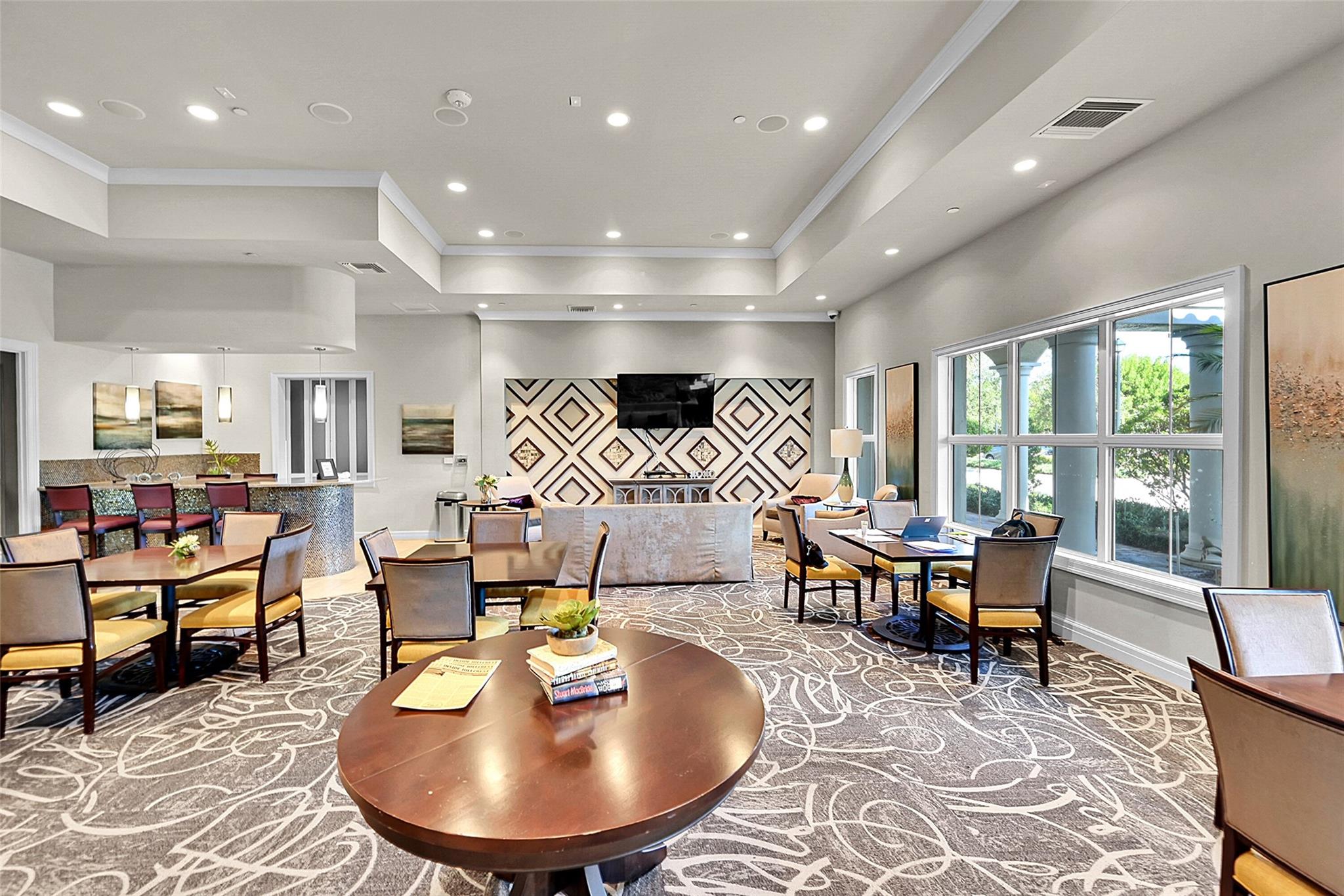 Hillcrest Country Club No - Residential