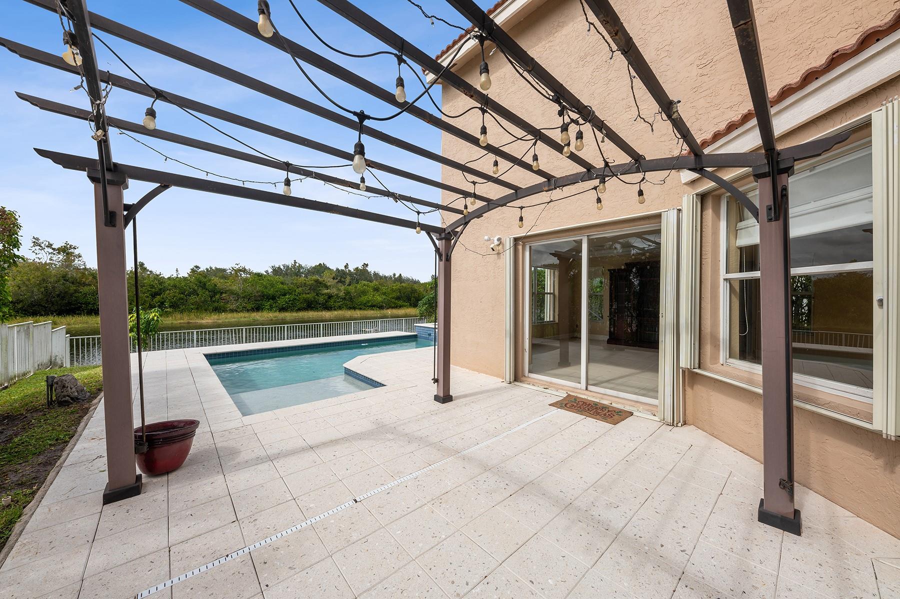 SILVER ISLES - Residential Lease