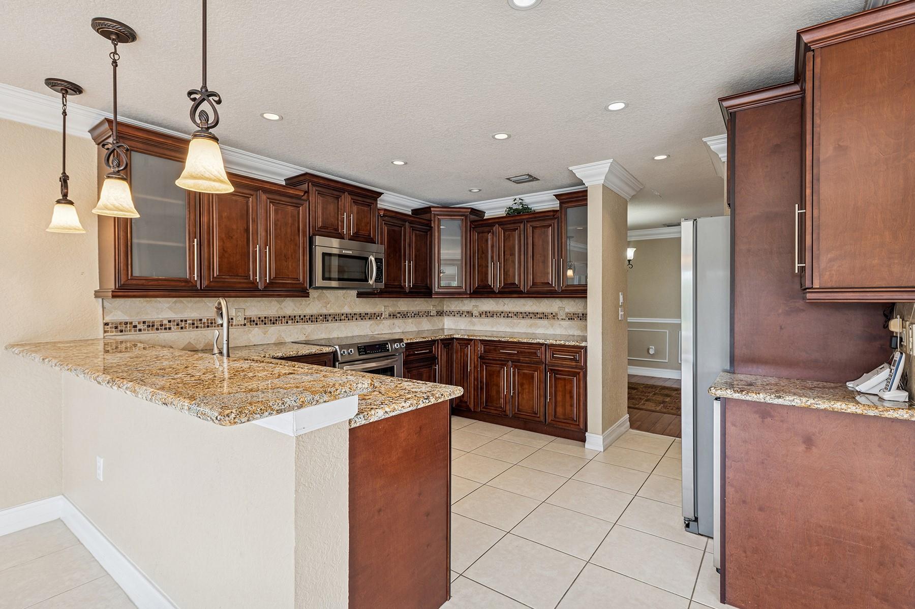 SILVER ISLES - Residential Lease