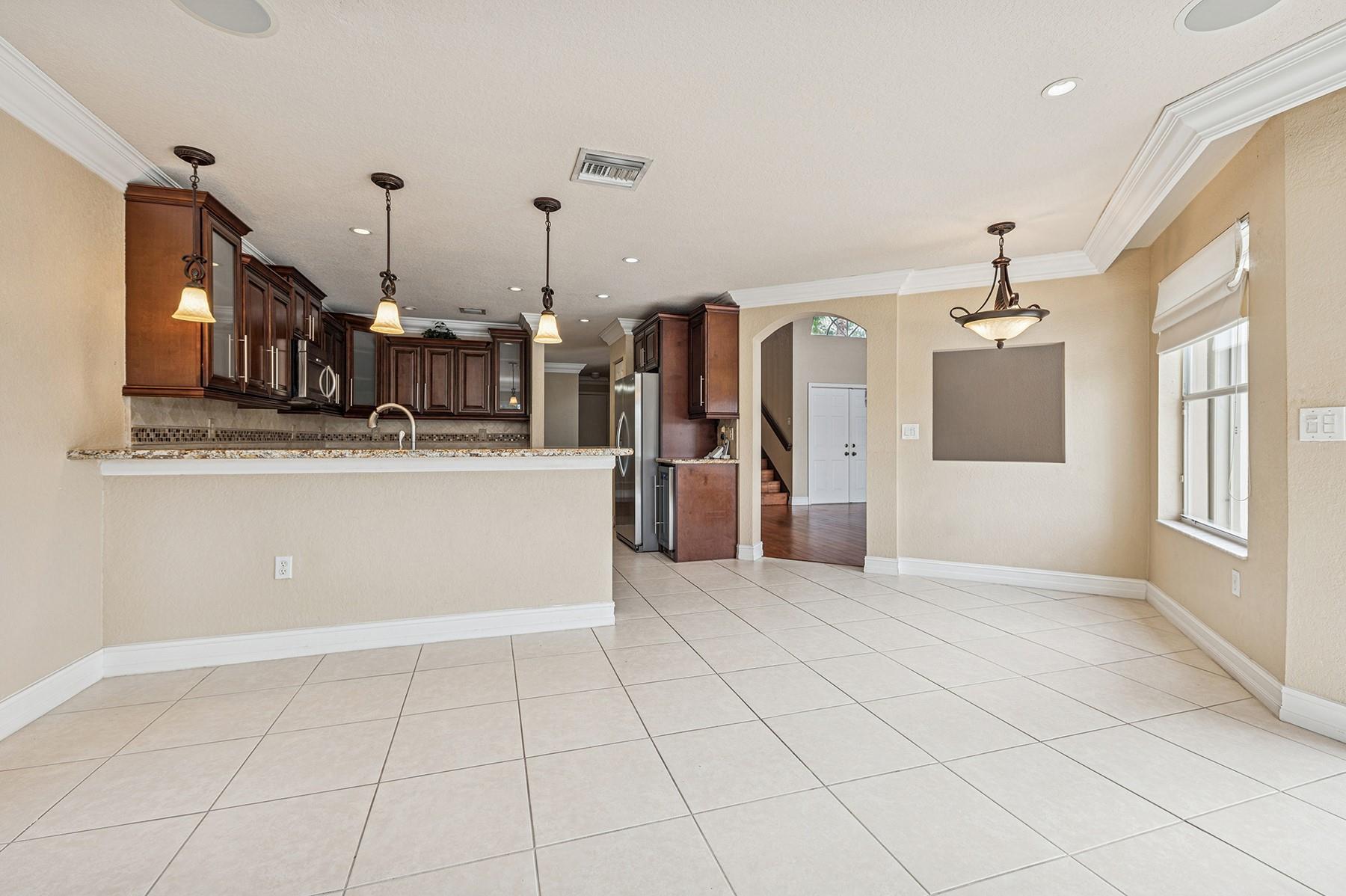 SILVER ISLES - Residential Lease