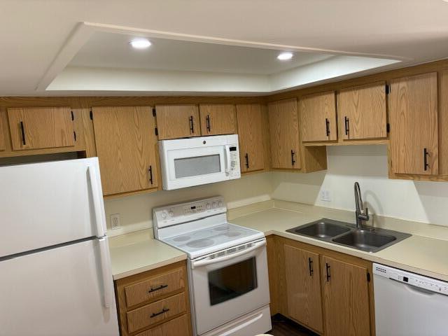 View photos, virtual tours, details... 4245 Oak Terrace Drive