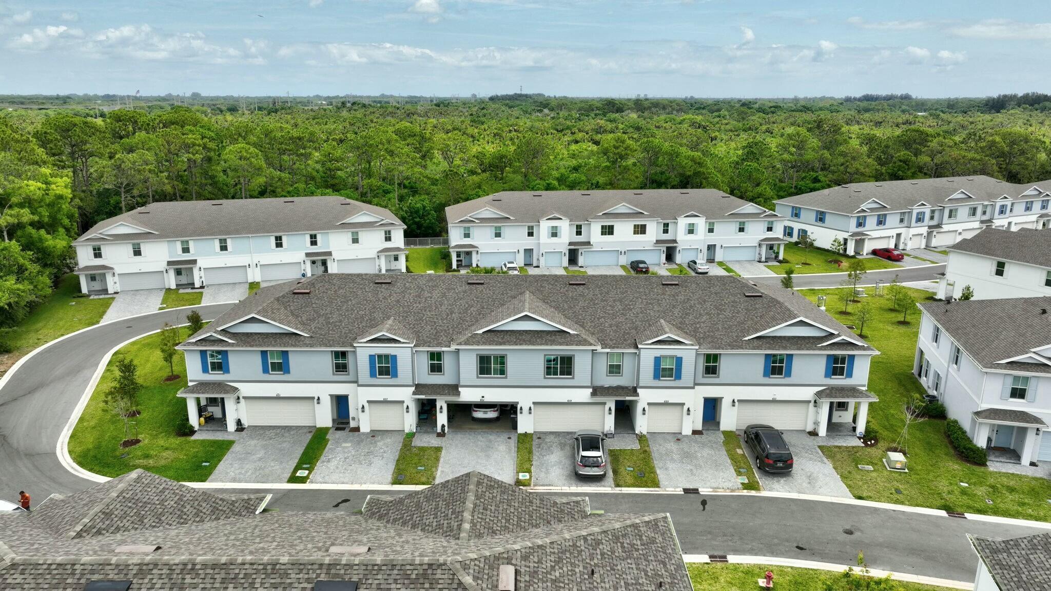 RIVER PLACE ON THE ST LUC - Residential