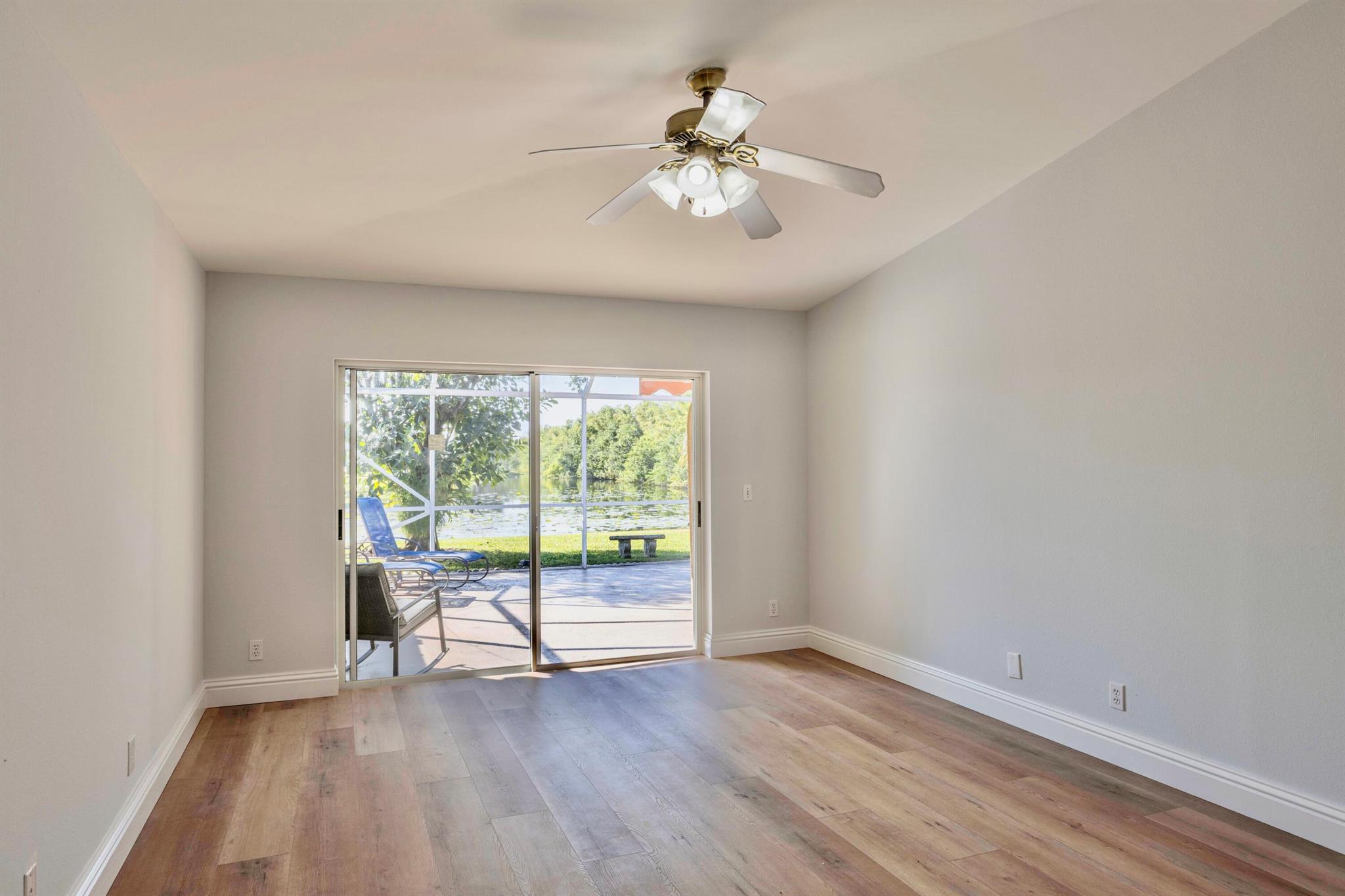 LAKEFIELD OF THE LANDINGS - Residential Lease