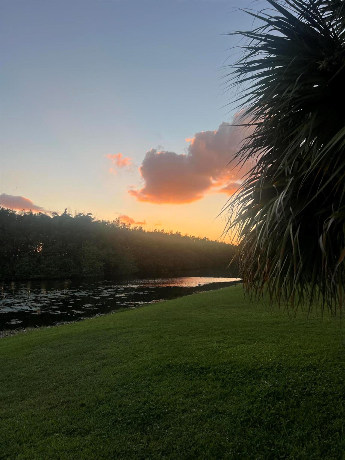 LAKEFIELD OF THE LANDINGS - Residential Lease