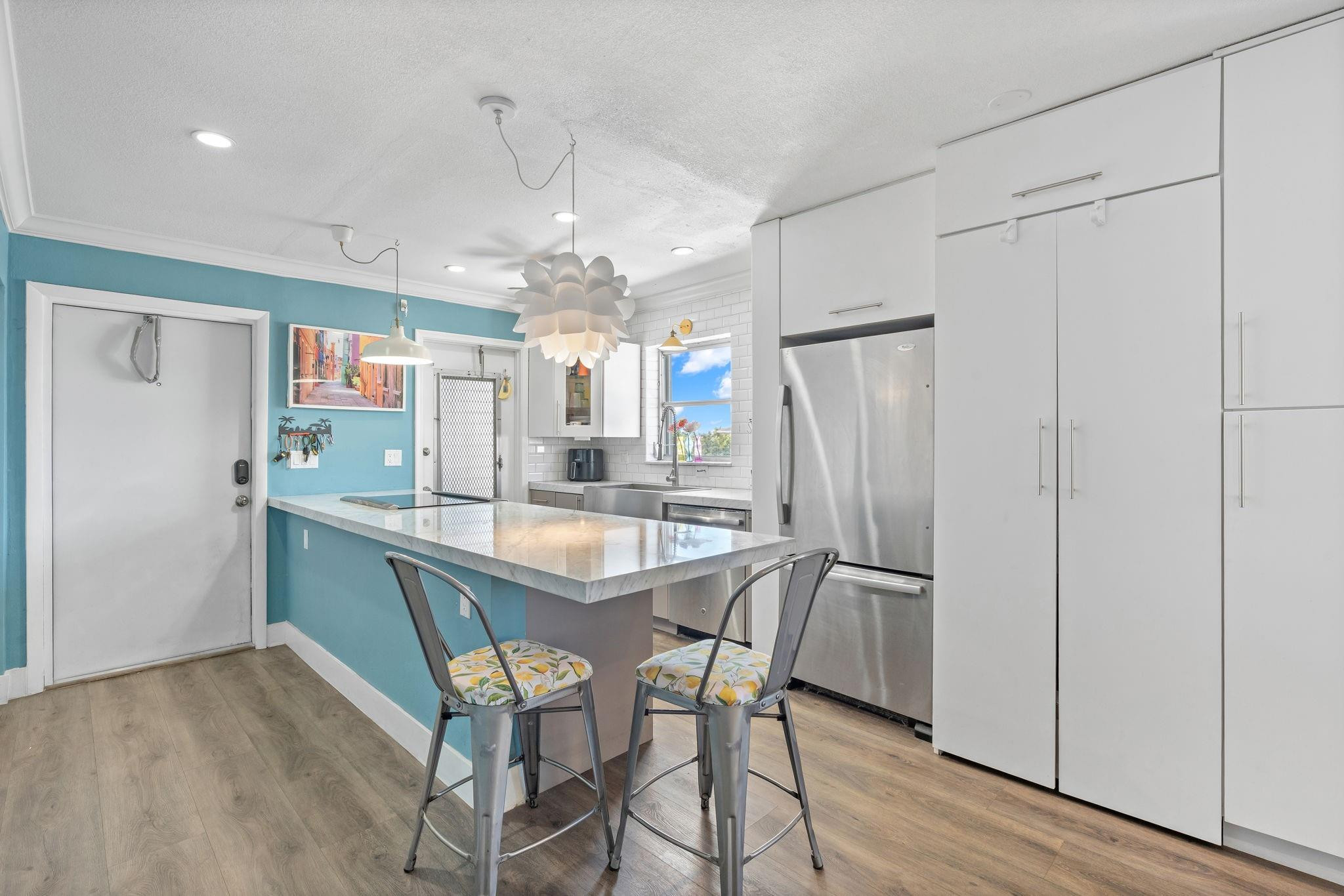 CRESCENT 515 ASSOC INC - Residential