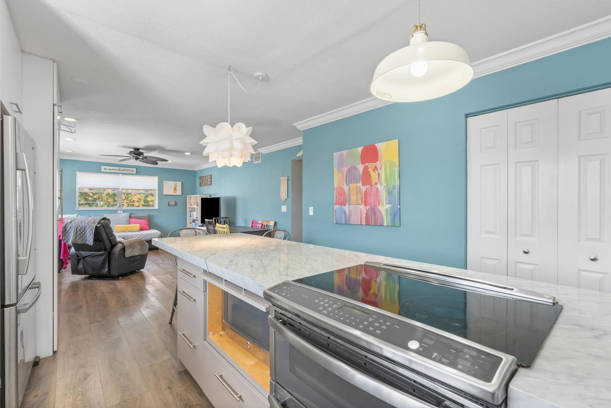 CRESCENT 515 ASSOC INC - Residential