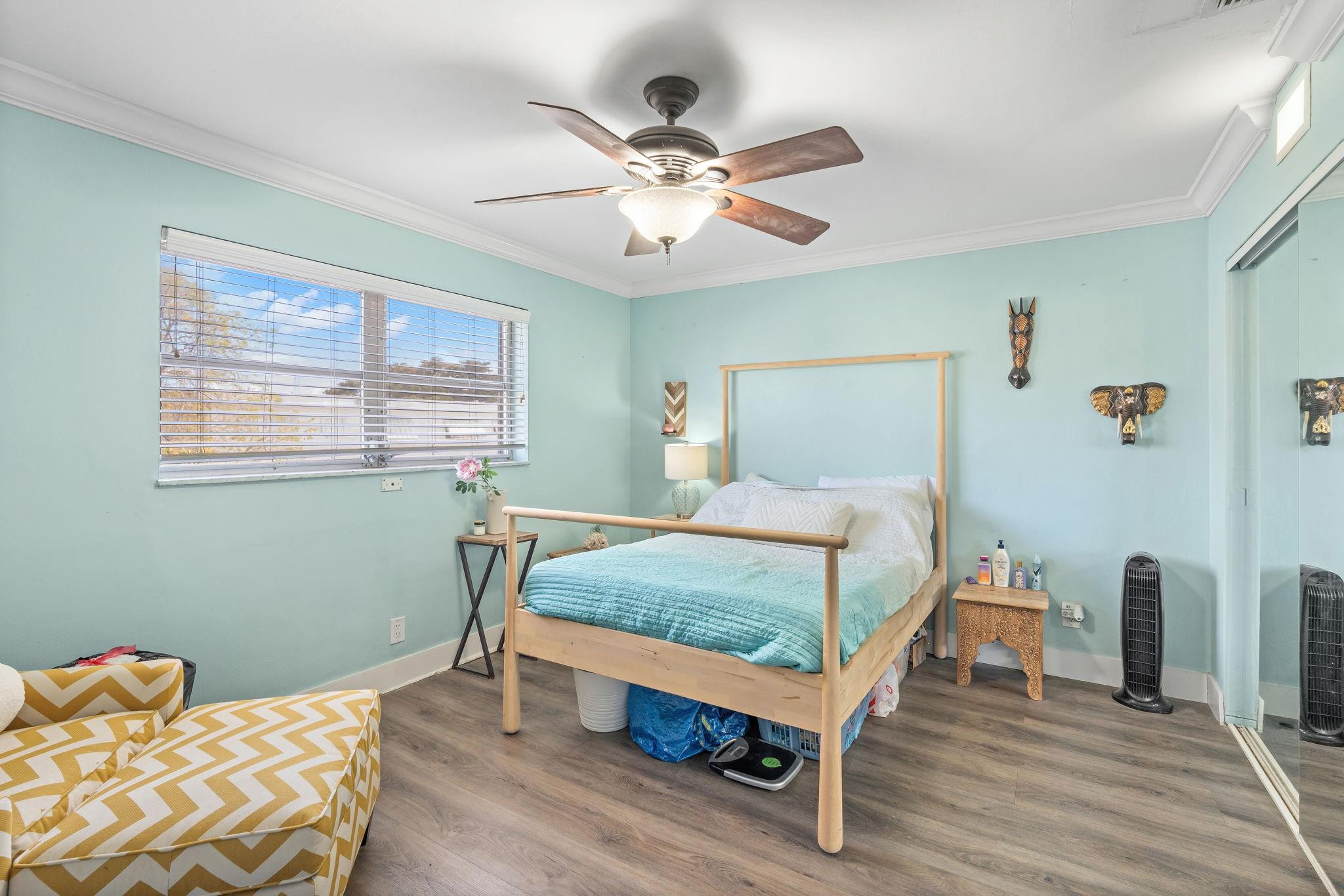 CRESCENT 515 ASSOC INC - Residential