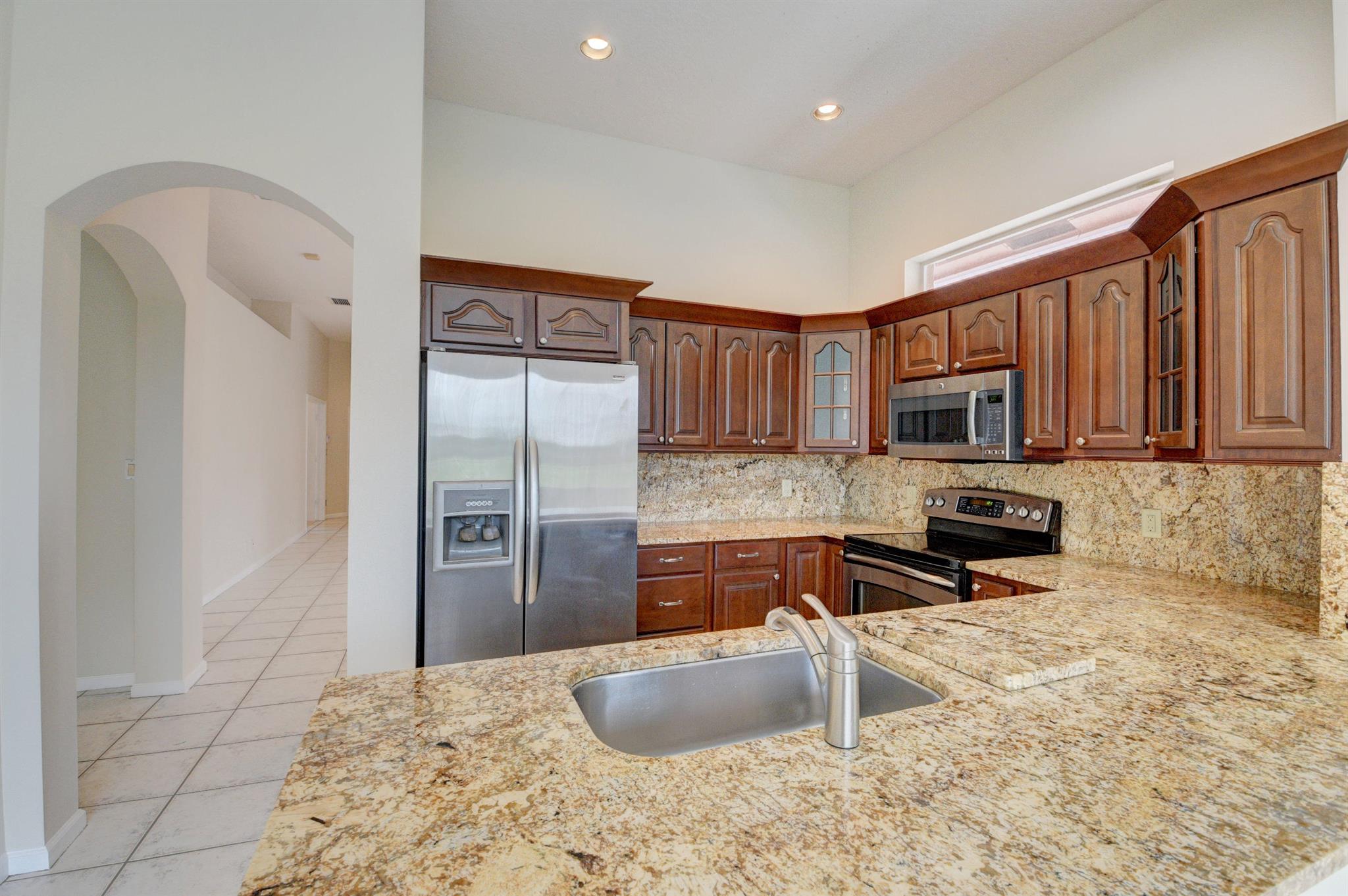 8291 Hampton Wood Drive, Boca Raton, FL, 33433/$720,000 3 8291 Hampton Wood Drive