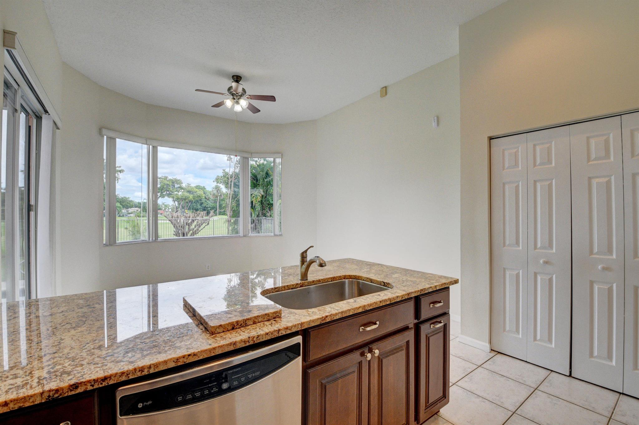 8291 Hampton Wood Drive, Boca Raton, FL, 33433/$720,000 4 8291 Hampton Wood Drive