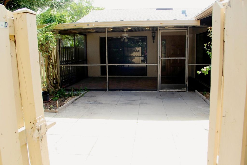 Photo of 729 NW 29th Avenue, Delray Beach, FL 33445 (MLS # B26032278)