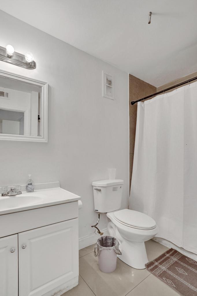 BOYNTON LANDINGS CONDO - Residential