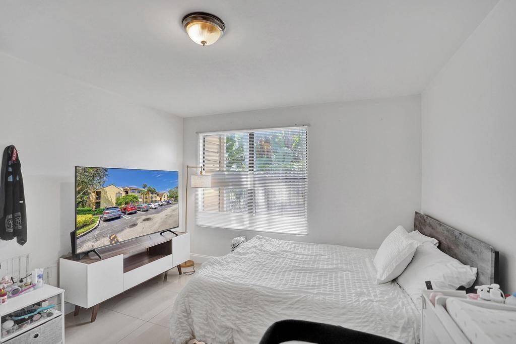 BOYNTON LANDINGS CONDO - Residential