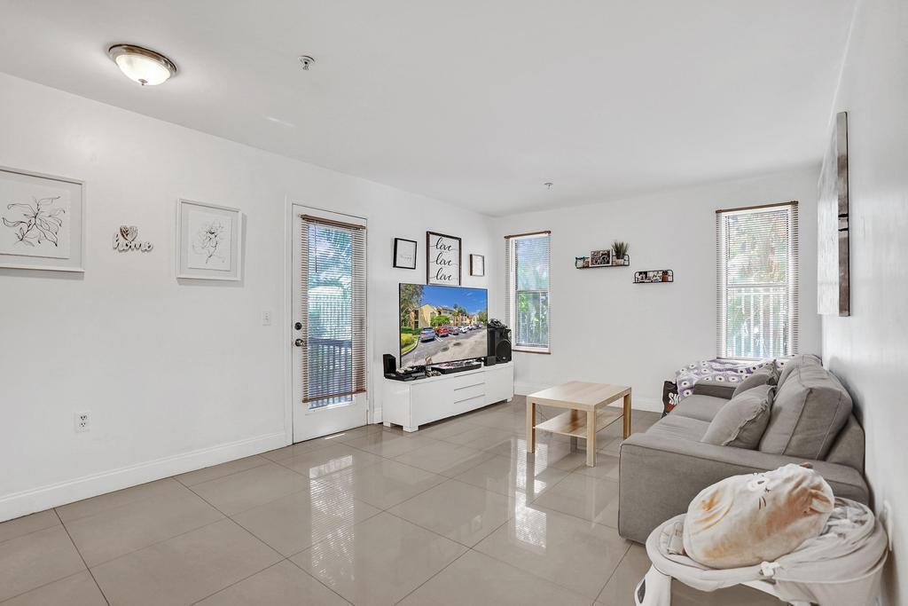 BOYNTON LANDINGS CONDO - Residential