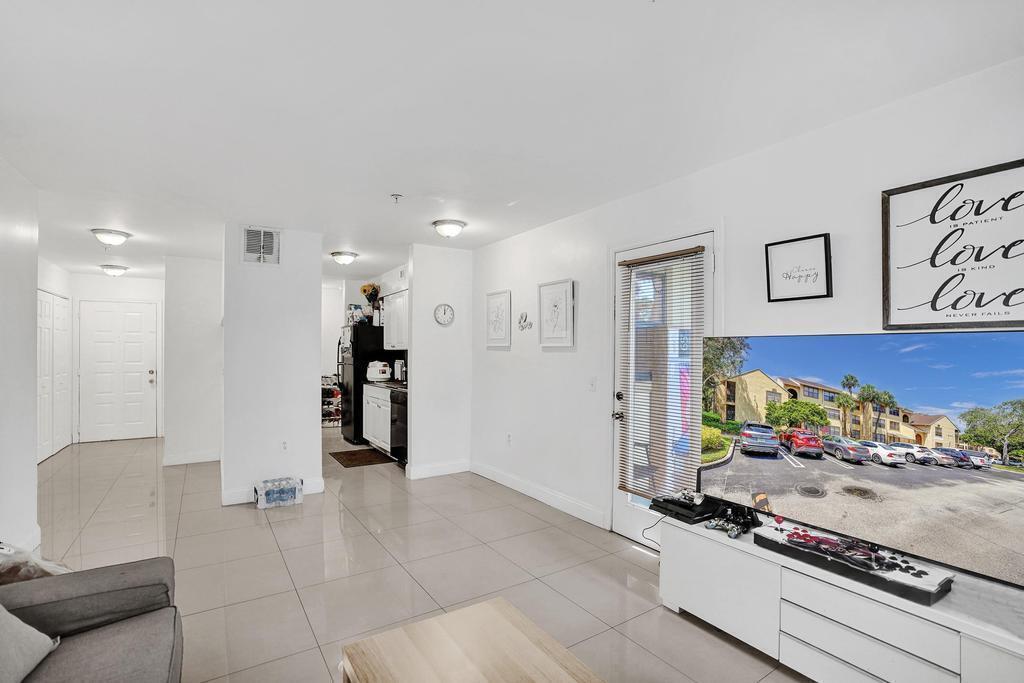 BOYNTON LANDINGS CONDO - Residential