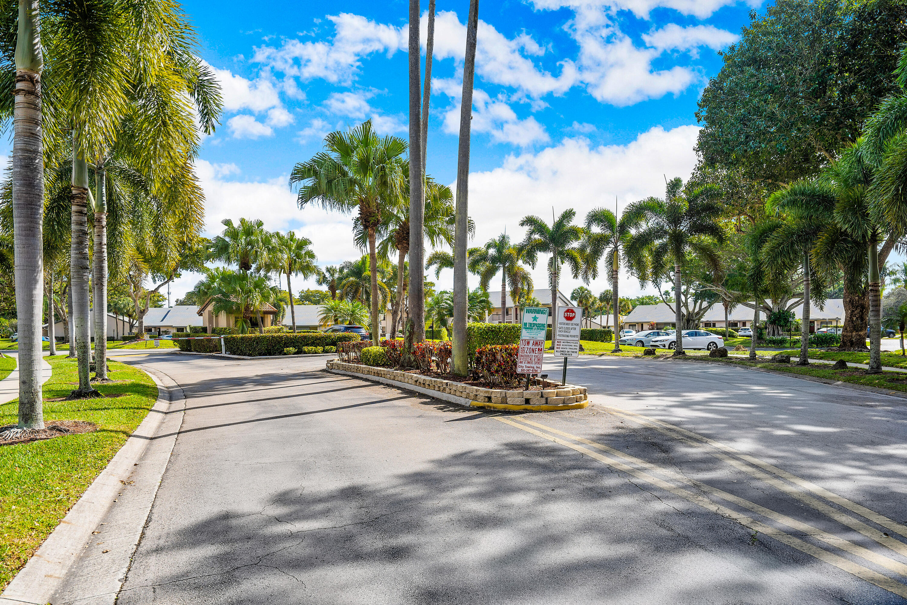 BOCA GLADES CONDO A THRU D - Residential