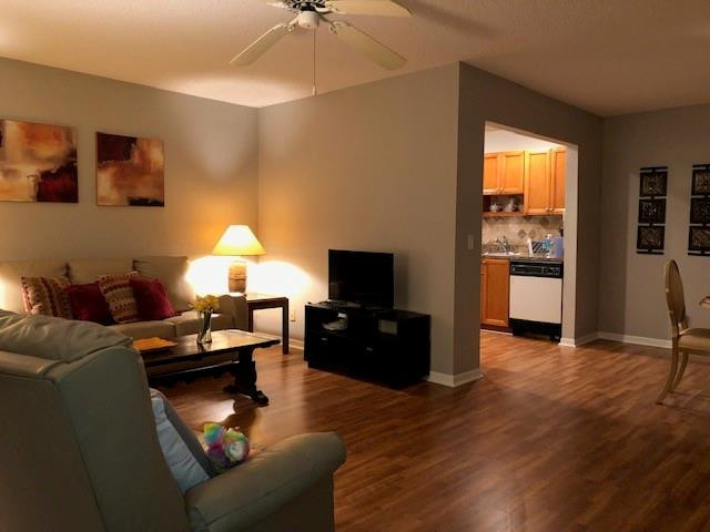 KINGS POINT NORMANDY C - Residential Lease