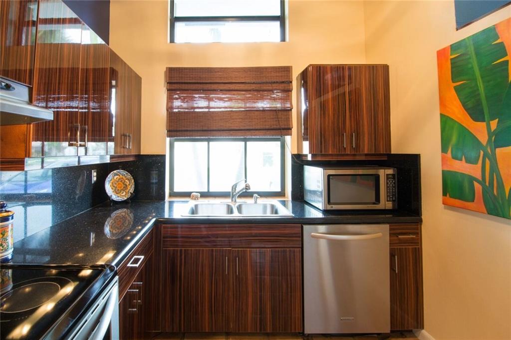 Lofts of Oakland Forest - Residential