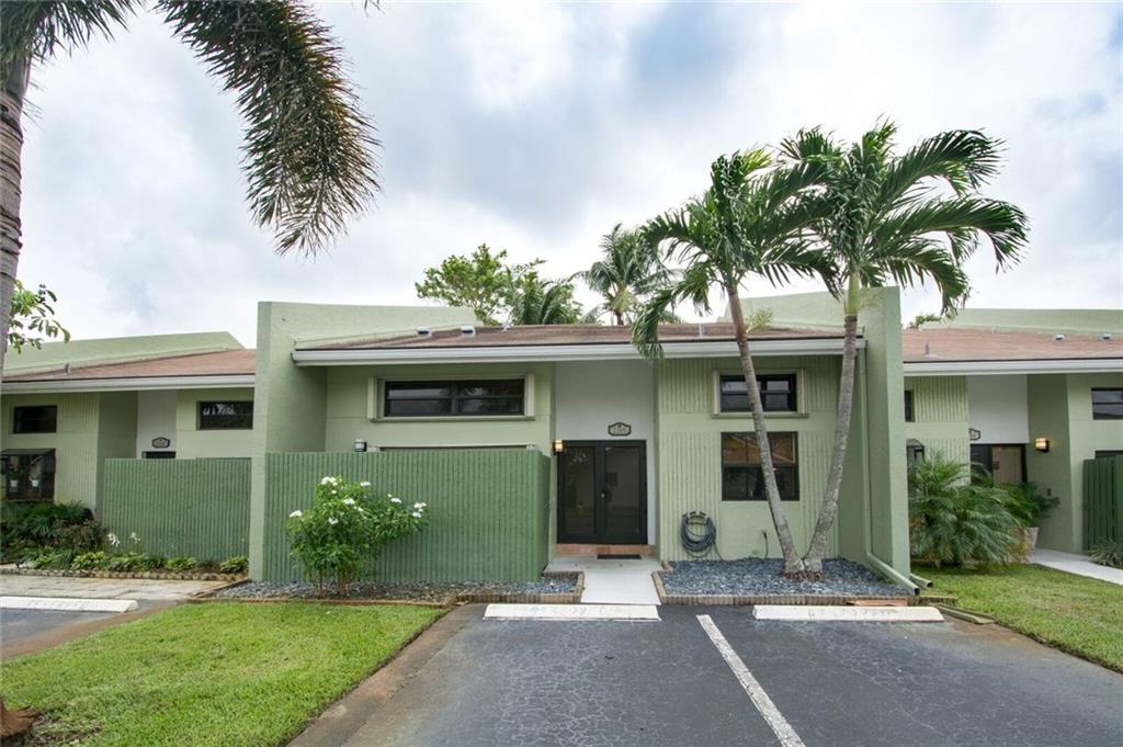 Lofts of Oakland Forest - Residential