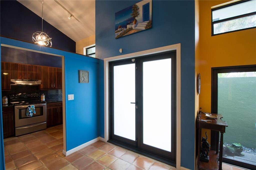 Lofts of Oakland Forest - Residential