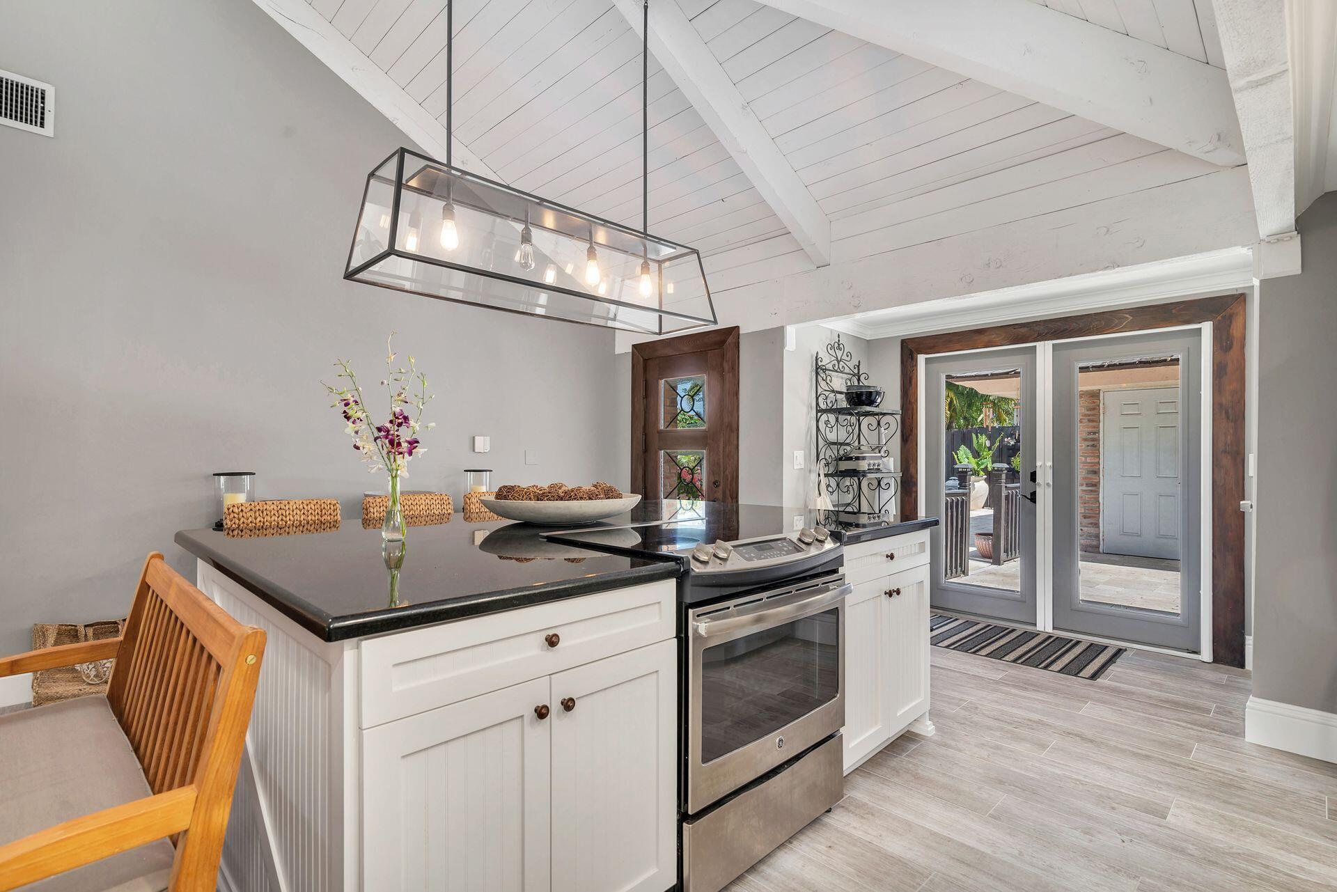 GOLF AND TENNIS VILLAGE P - Residential Lease