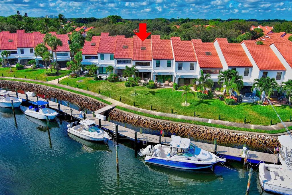 Photo of 2319 Treasure Isle Drive #52, Palm Beach Gardens, FL 33410 (MLS # R10935499)