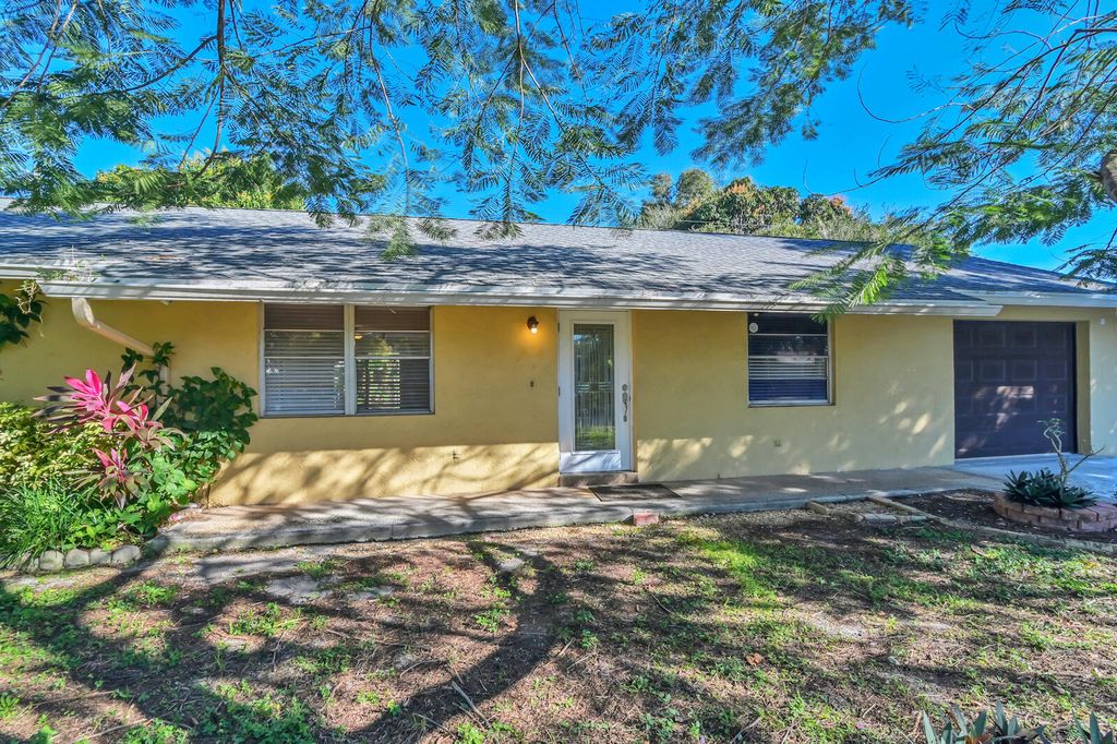 Photo of 9219 Brandy Lane, Lake Worth, FL 33467 (MLS # R10959998)