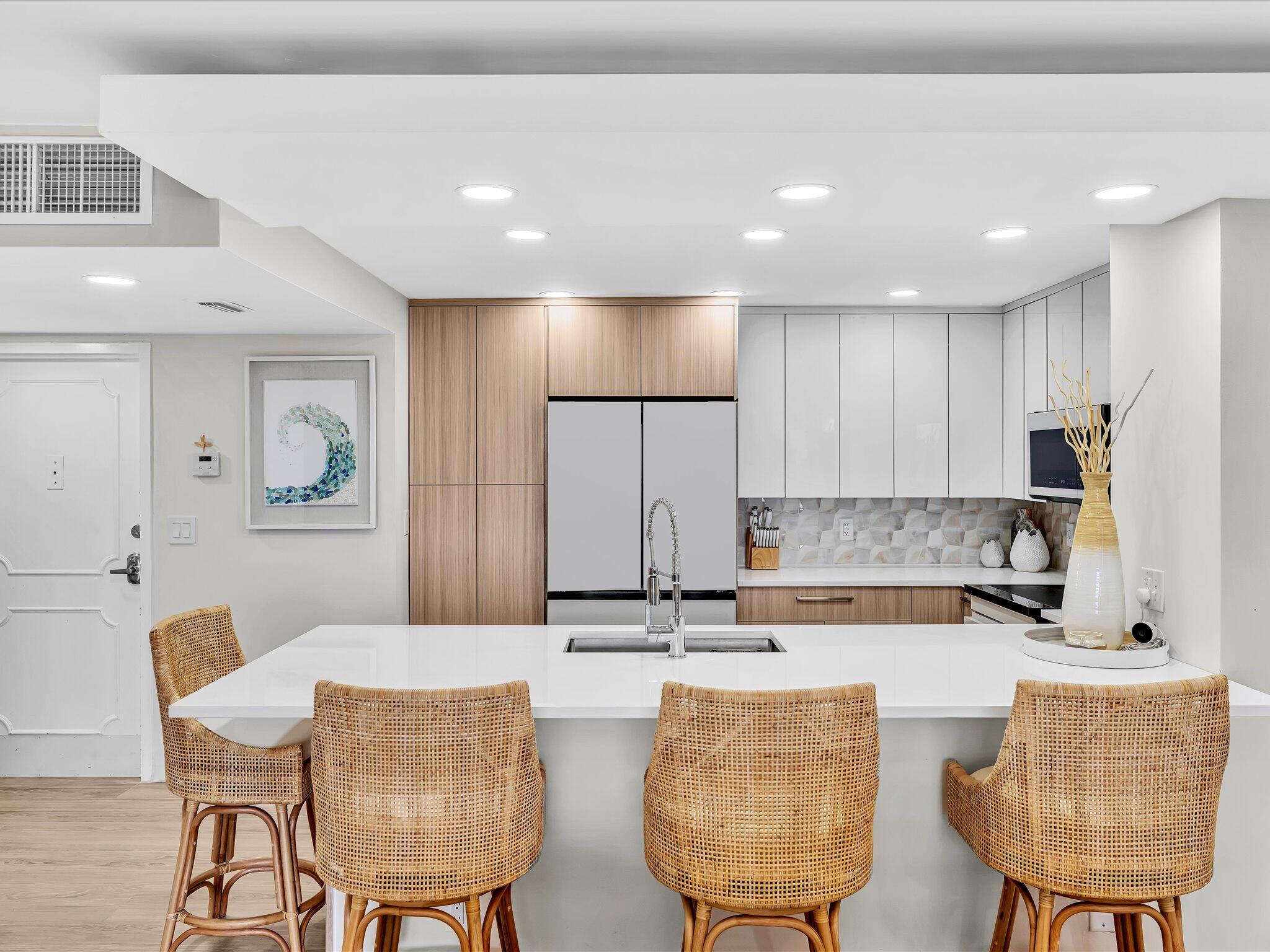 OPAL TOWERS WEST CONDO - Residential