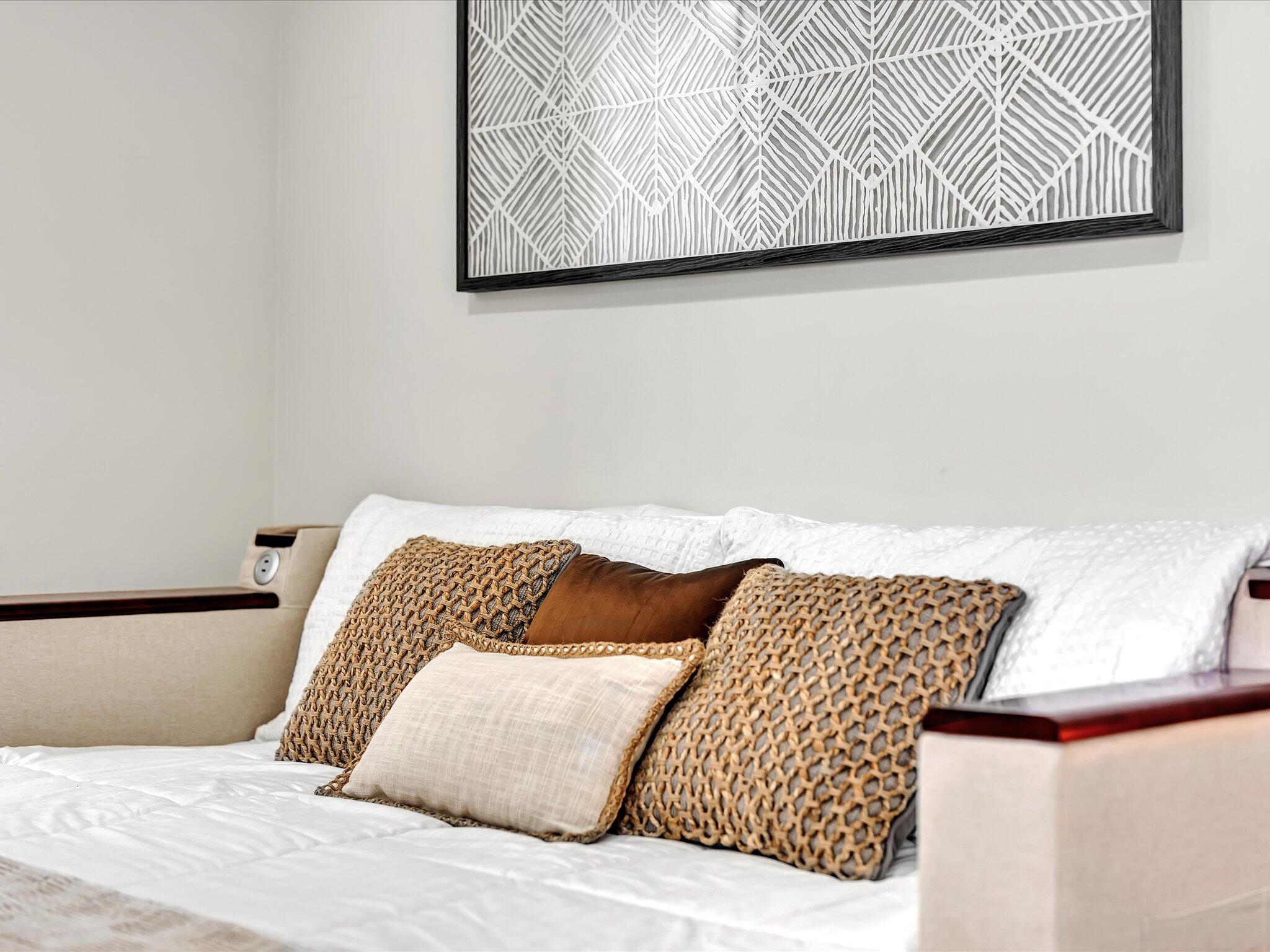 OPAL TOWERS WEST CONDO - Residential