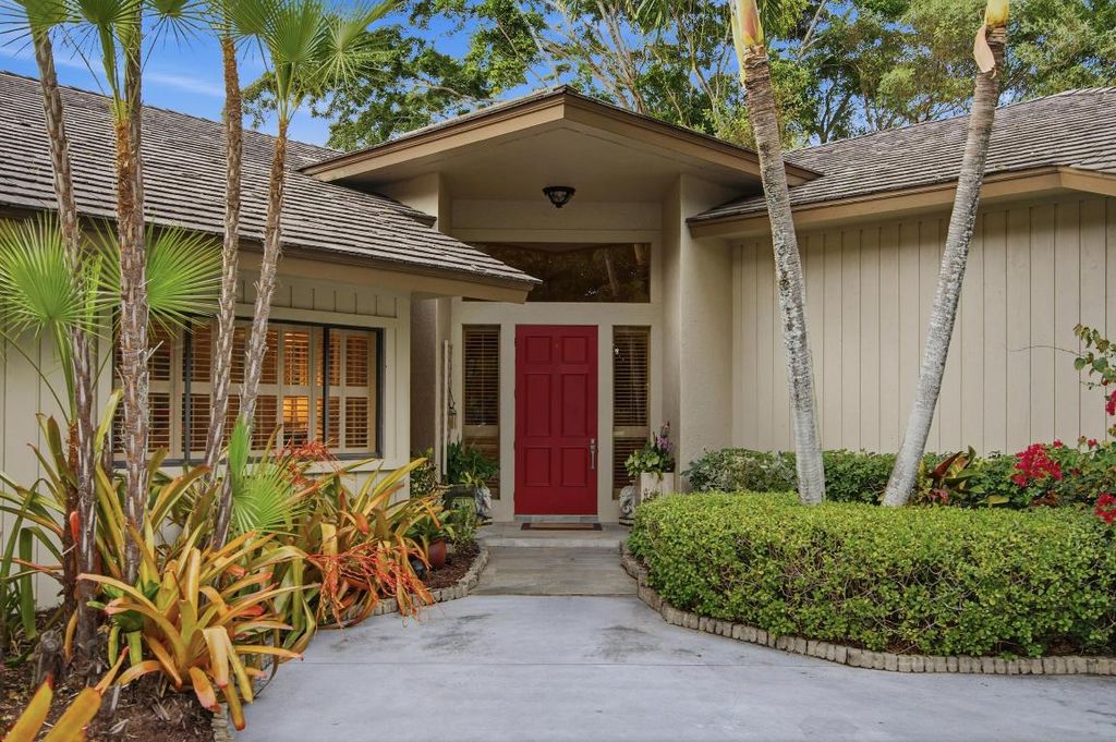 Photo of 5711 SE Winged Foot Drive, Stuart, FL 34997 (MLS # R11158035)