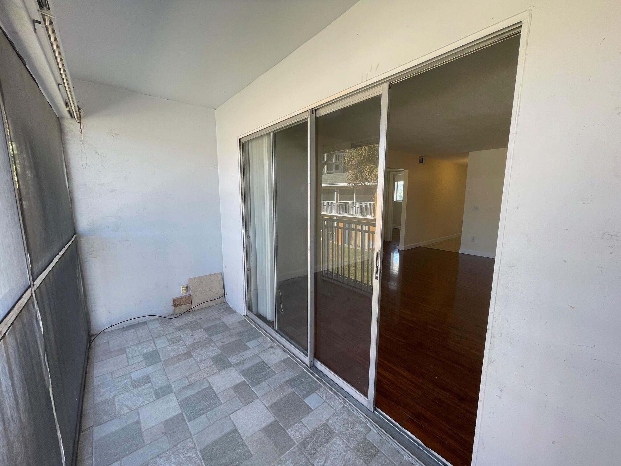 APARTMENTS AT TIMBERLAKE - Residential Lease