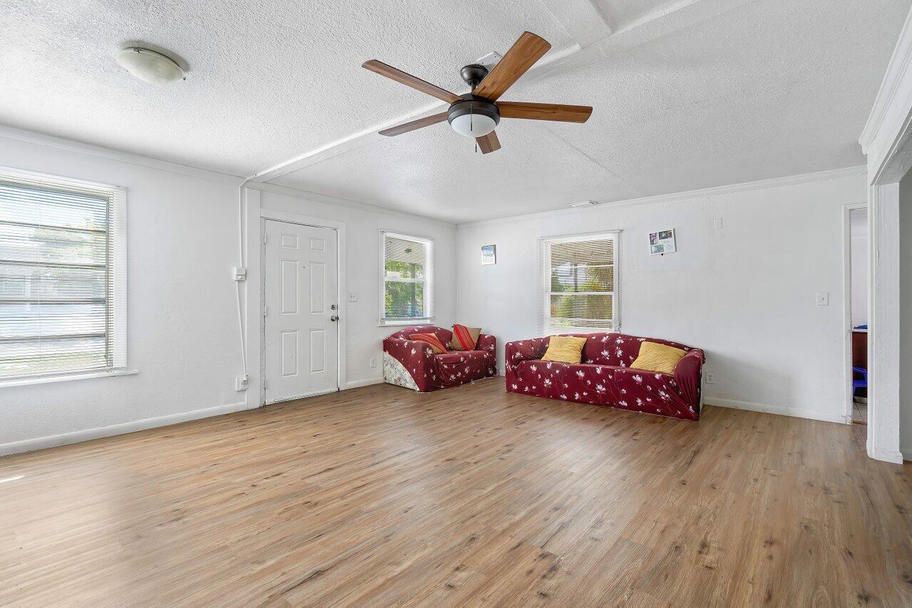 NORTHMORE ADD - Residential