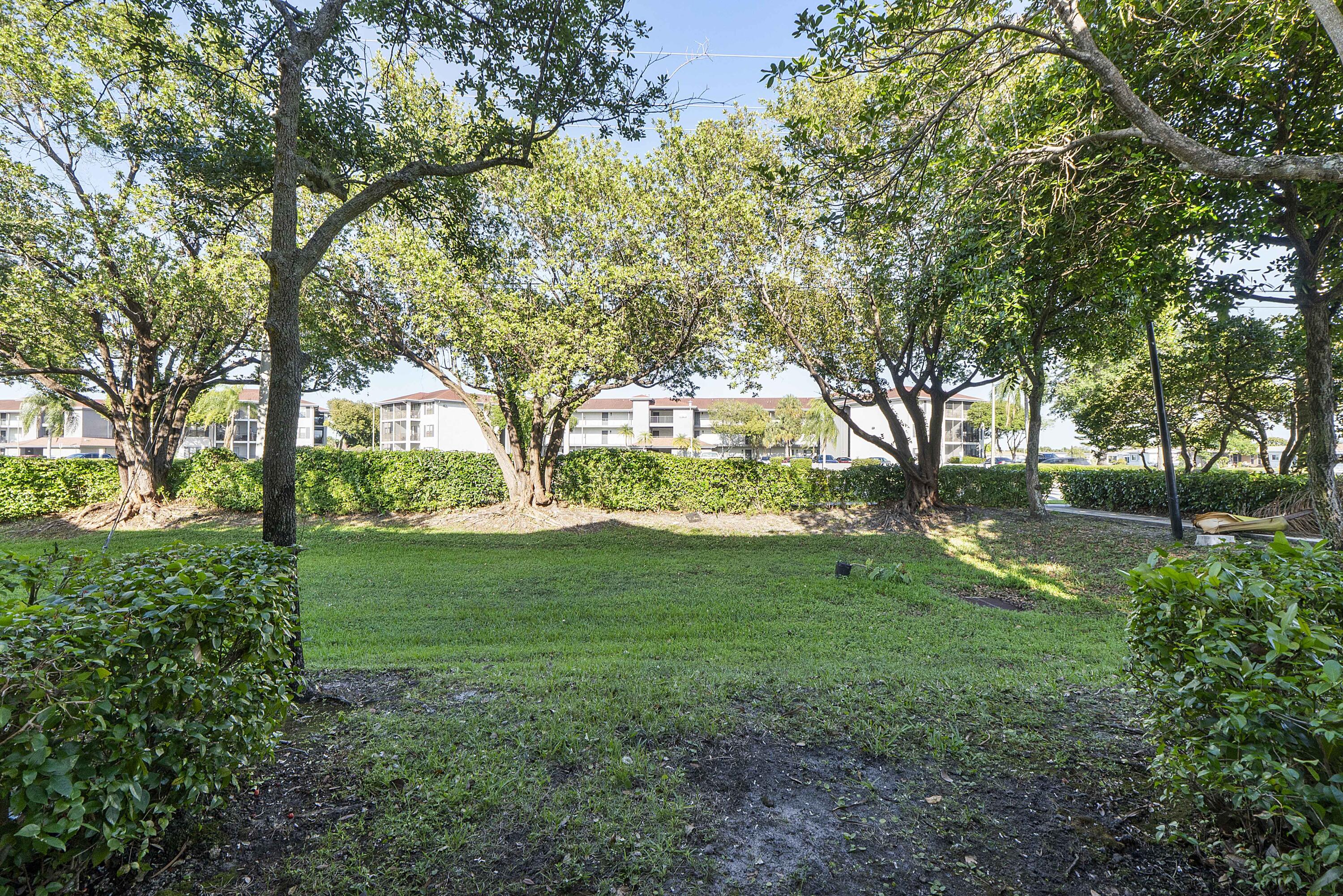 LYONS INDUSTRIAL PARK - Residential