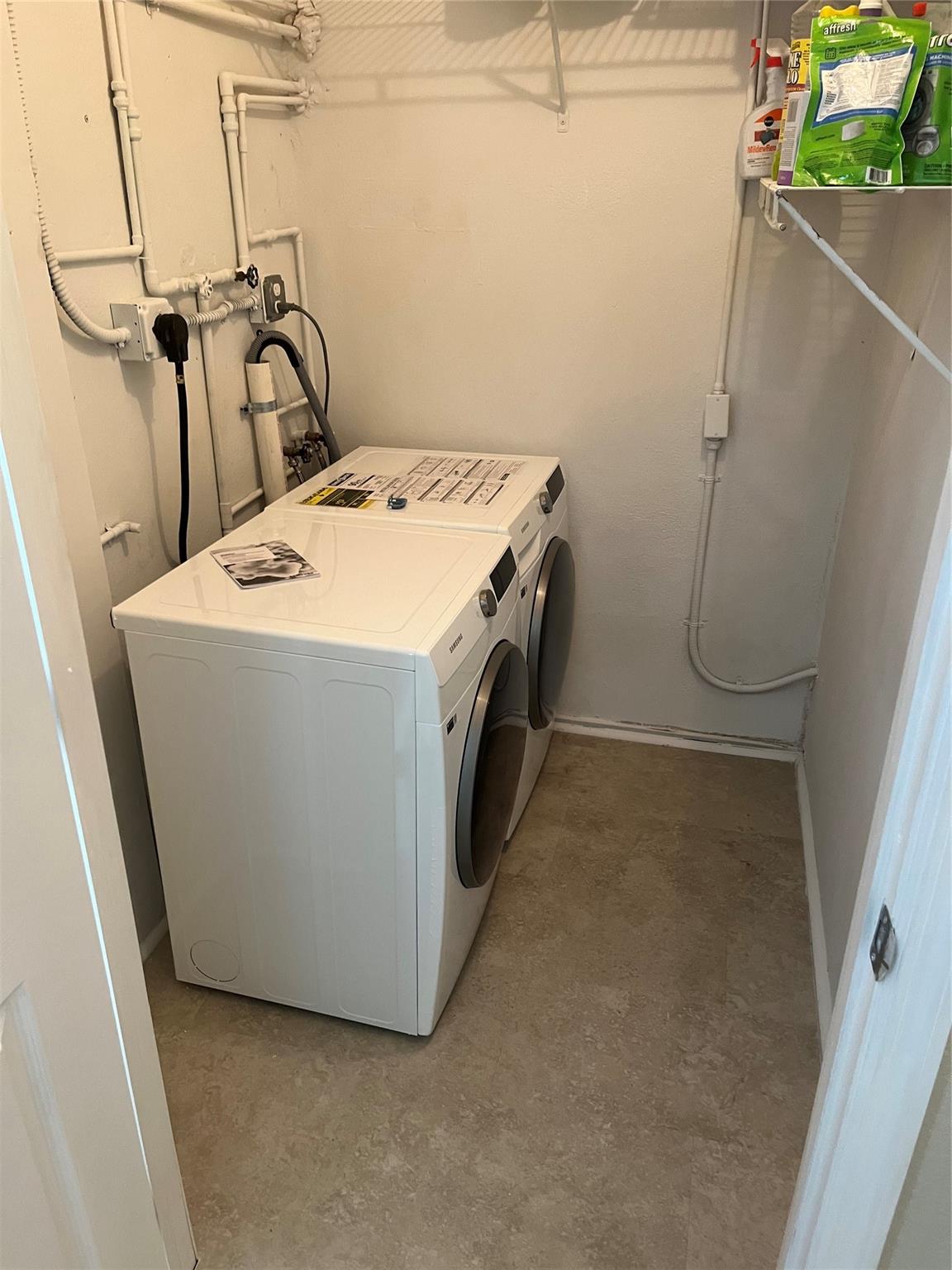 Dania Country Club Estate - Residential Lease