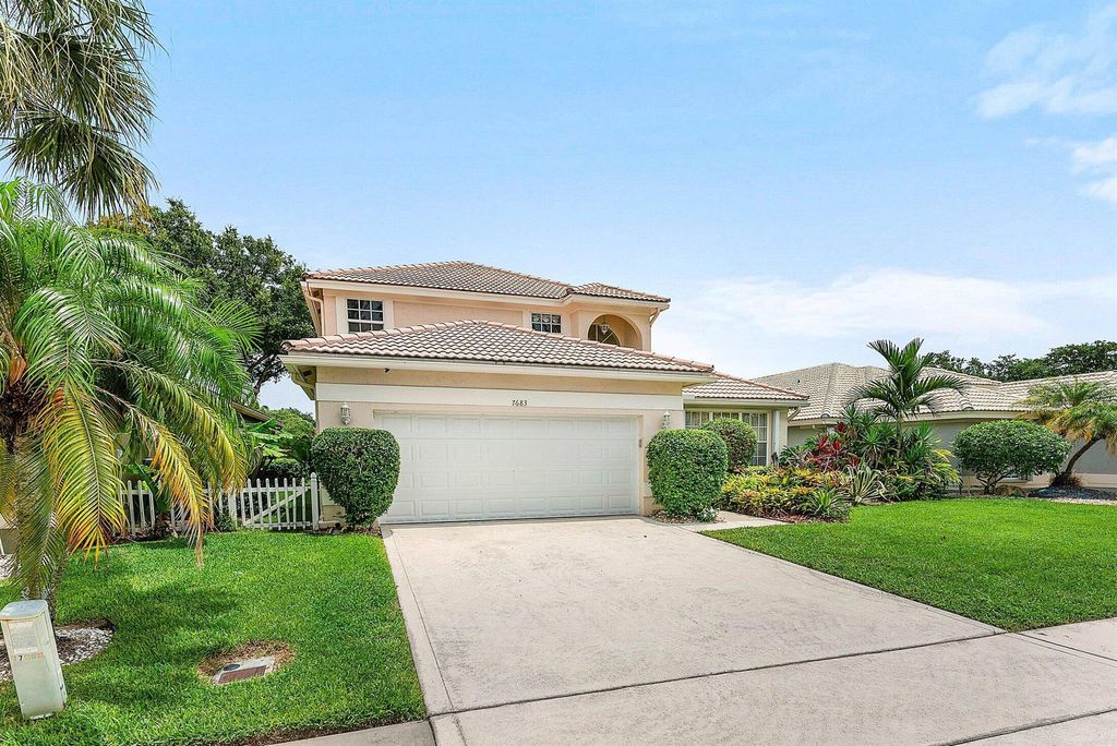 Photo of 7683 Doubleton Drive, Delray Beach, FL 33446 (MLS # R11105041)