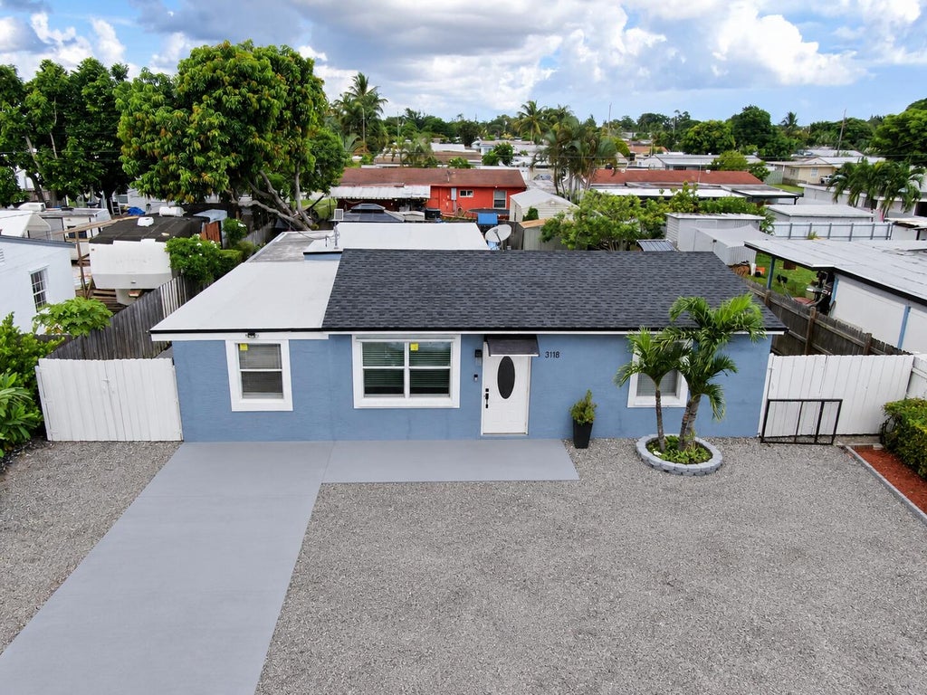 Photo of 3118 VASSALLO Avenue, Lake Worth, FL 33461 (MLS # B26073306)