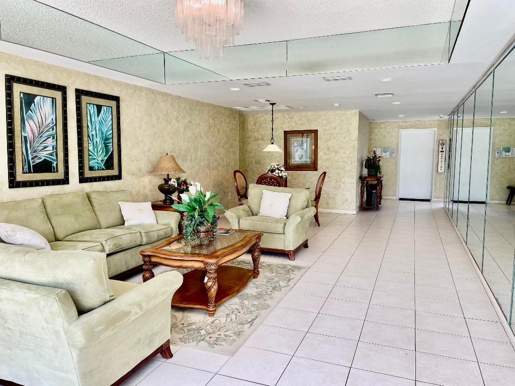 GULFSTREAM CONDO - Residential