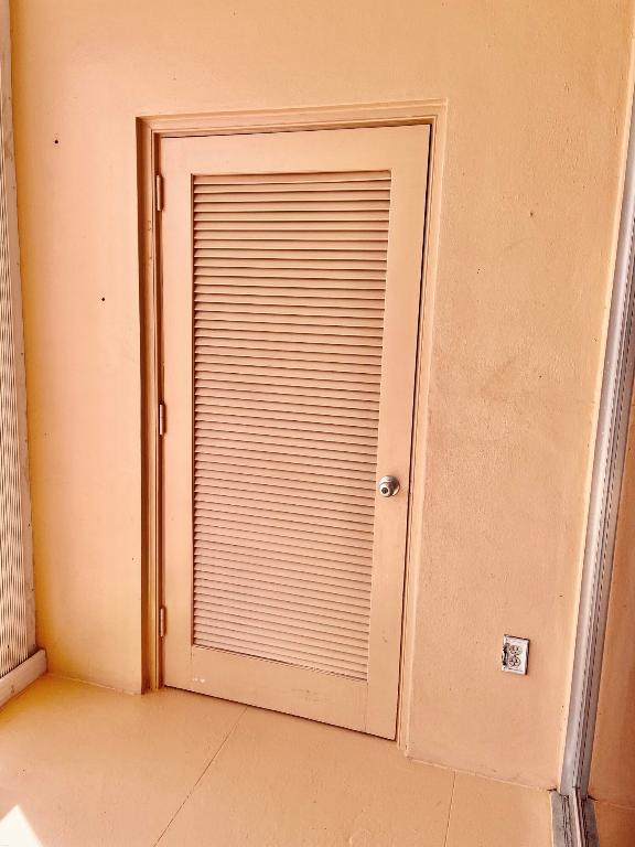 GULFSTREAM CONDO - Residential