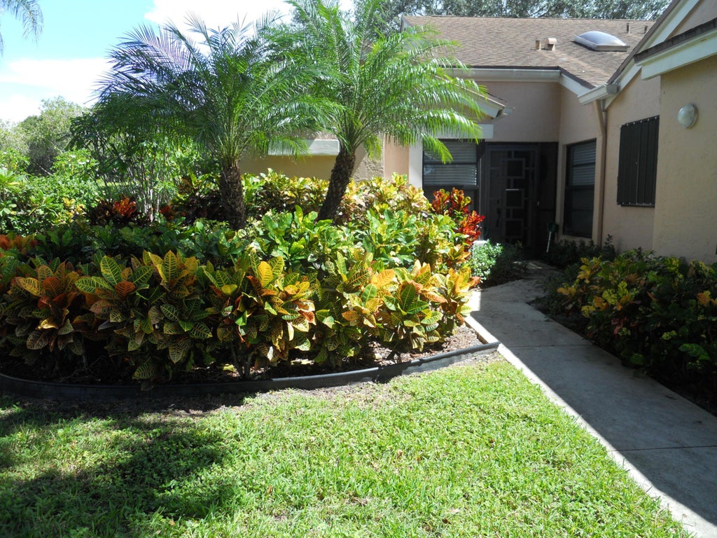 Photo of 8199 Springlake Drive, Boca Raton, FL 33496 (MLS # B26067475)