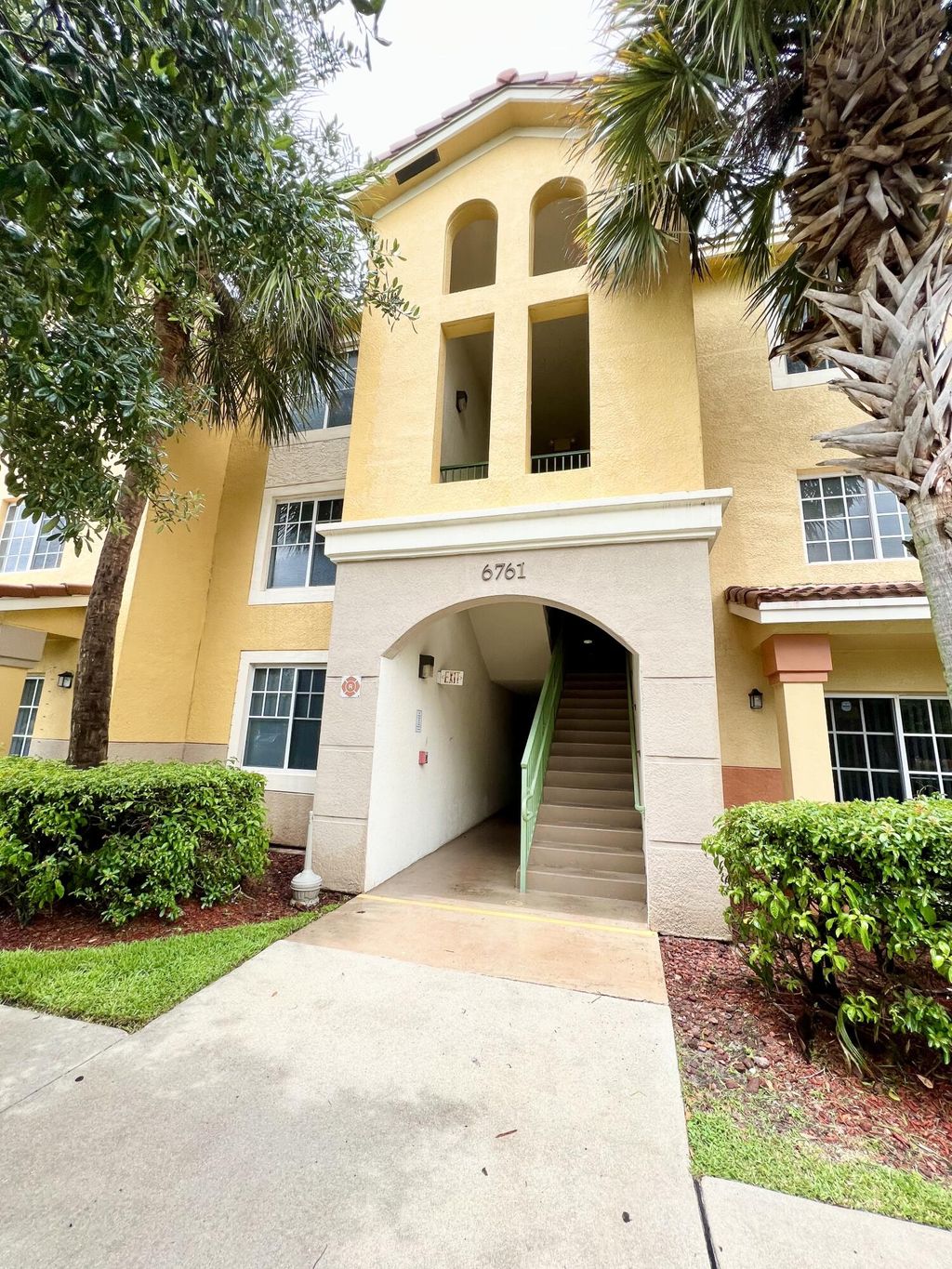 Photo of 6761 Heritage Grande #3303, Boynton Beach, FL 33437 (MLS # R11098877)