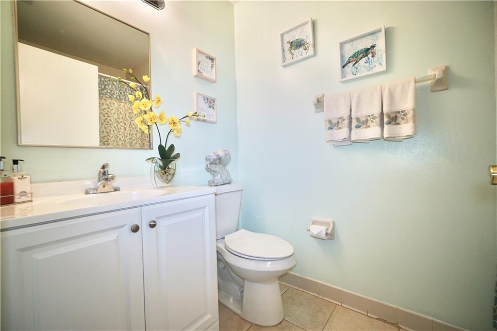 ARBOURS OF THE PALM BEACH - Residential