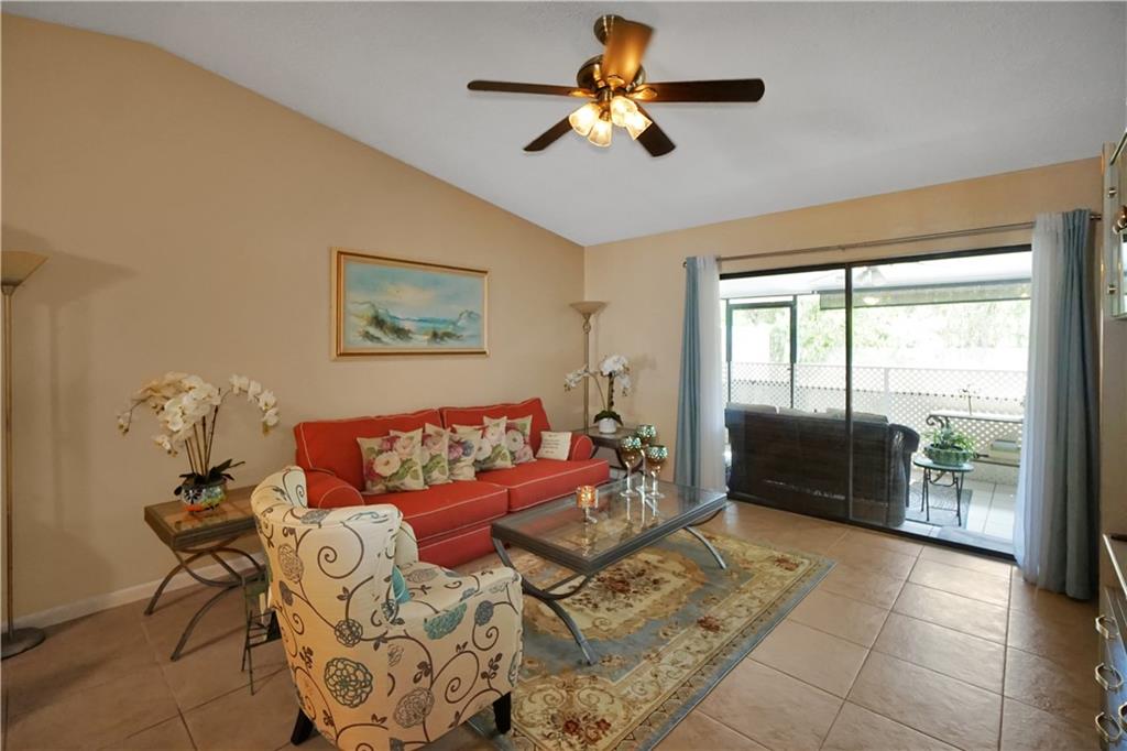 ARBOURS OF THE PALM BEACH - Residential